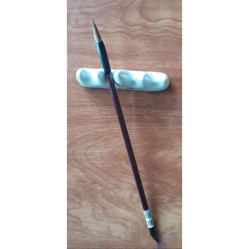 Bút trung lông sói